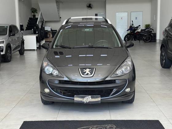 PEUGEOT HOGGAR 1.4 XR FLEX 2P MANUAL